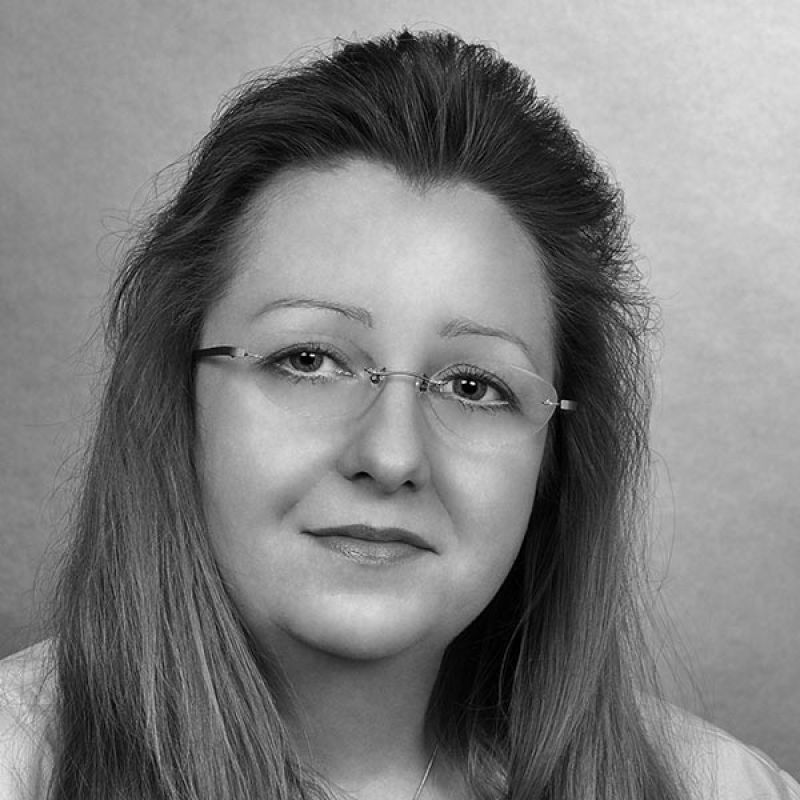 Dutz, Veronika M.